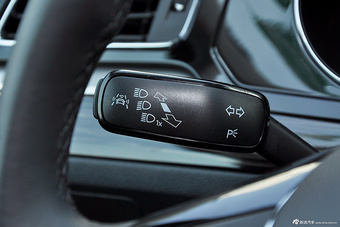 2015款凌渡1.8T自动豪华型330