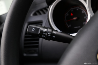 2014款长安CX20 1.4L手动天窗导航版国5