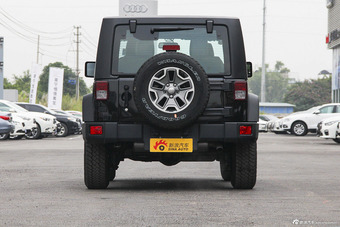 2015款牧马人3.6L自动两门舒享版Rubicon