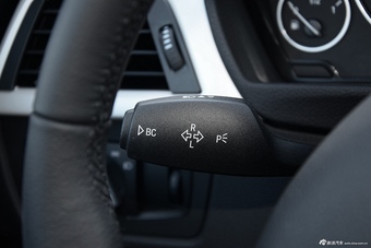 2016款宝马3系GT 320i 2.0T自动时尚型