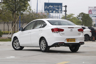 2015款V5菱致plus 1.5L自动智尊型