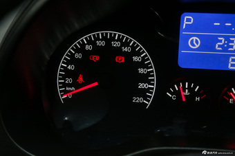 2015款瑞虎3 1.6L自动智尚纪念版