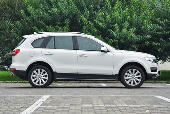 2015款哈弗H8 2.0T四驱尊贵型