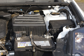 2015款吉利GX7 2.0L自动运动版尊贵型图片