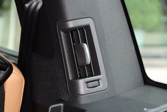 2015款沃尔沃XC90 2.0T T6限量版