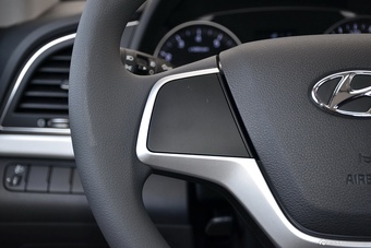 2016款领动1.6L手动智炫青春型