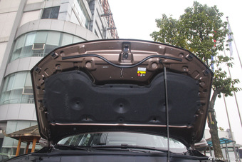 2015款哈弗H2 1.5T自动两驱精英型