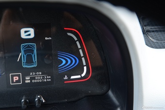 2016款众泰E200科技版