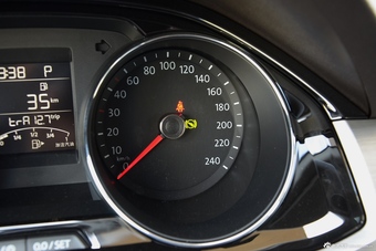 2016款宝来1.4T自动舒适型230TSI