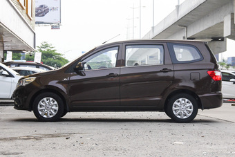 2015款开瑞K50 1.5L手动标准型