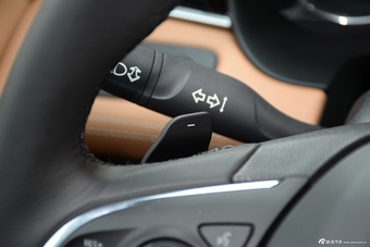 2016款君越2.0T自动精英型28T