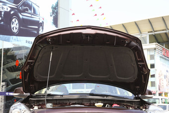 2015款海马福美来1.5T自动品尚型