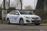 2015款睿翼轿跑2.0L自动豪华版