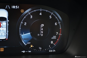 2016款沃尔沃XC90升级版 2.0T自动 T6智尊版