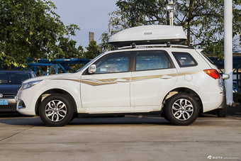 2015款海马S7 2.0L自动改款纵驰型