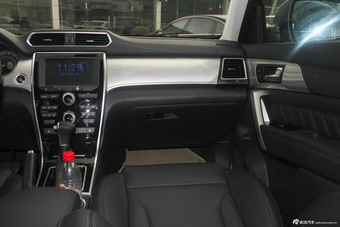 2015款哈弗H2 1.5T自动两驱精英型