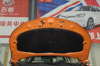 2015款锐腾 1.5T自动四驱豪华版