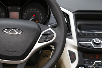 2015款艾瑞泽7 1.6L自动致领版