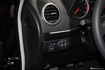 2015款哈佛H5智尊版2.0T手动两驱尊贵型