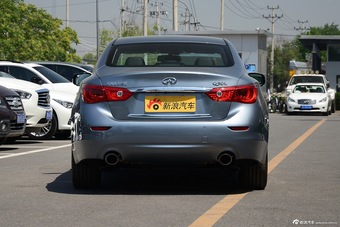 2016款英菲尼迪Q50L 2.0T自动豪华运动版