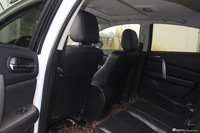 2015款睿翼轿跑2.0L自动豪华版