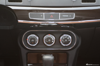 2013款风迪思1.8L旗舰型CVT