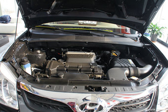 2013款途胜2.0L两驱手动时尚型