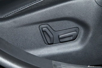 2013款东风雪铁龙C5 2.0L自动尊享型