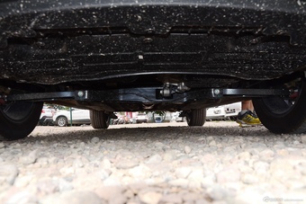 2016款中华V5 1.5T自动两驱运动型