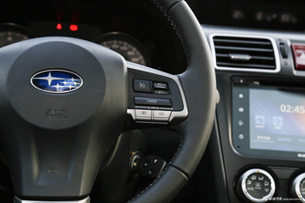 2015款森林人2.0L自动特装纪念版