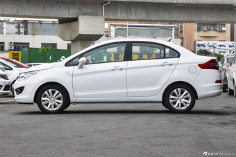 2015款凯翼C3 1.5LAMT金钻型