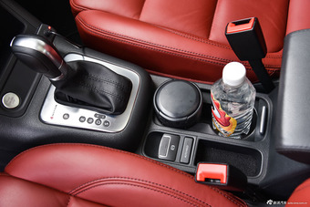 2015款途观2.0TSI自动四驱旗舰版