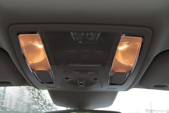 2015款红旗H7 3.0L自动尊贵型