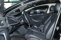 2013款东风雪铁龙C5 2.0L自动尊享型