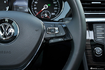 2015款凌渡1.8T自动豪华型330