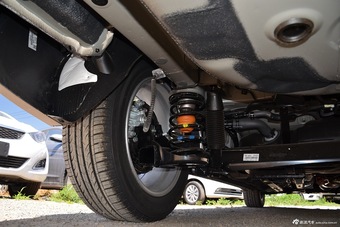 2016款朗动1.6L手动尊贵型