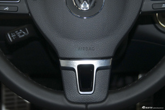 2015款迈腾2.0T自动改款尊贵型