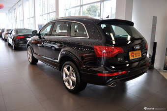 2014款奥迪Q7 40 TFSI运动型