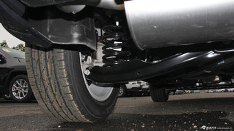 2016款自由光2.4L自动领先版