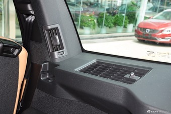 2015款沃尔沃XC90 2.0T T6限量版