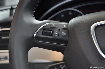 2013款奥迪A8L 50TFSI quattro舒适型