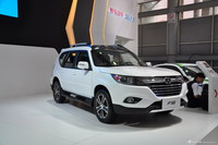 2014成都车展新车实拍：川汽野马F16