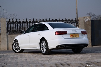 2016款奥迪A6L 3.0T自动45TFSI quattro运动型