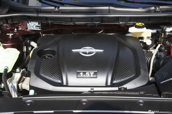 2015款海马福美来1.5T自动品尚型