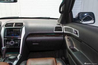 2013款探险者 3.5L尊享型