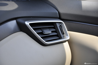 2014款奇骏到店实拍