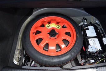 2016款捷豹XJL 3.0L自动SC四驱全景商务版