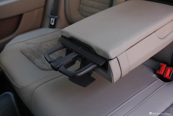 2013款迈腾2.0TSI尊贵型