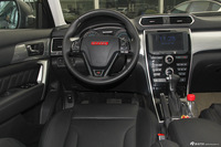 2015款哈弗H2 1.5T自动两驱精英型