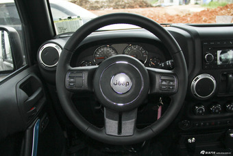 2015款牧马人3.6L自动两门舒享版Rubicon